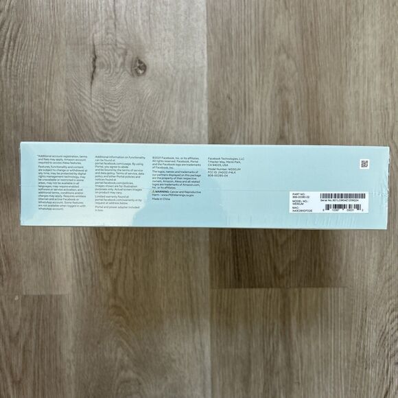 Facebook Portal Smart Video Calling 10” Touch Screen Stationary w/ Bluetooth NEW - Picture 8 of 12